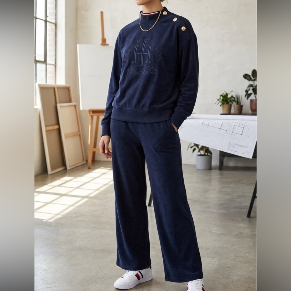 2-PIECE SET Tommy Hilfiger Navy Velour Loungewear Pullover & Wide Leg Pants